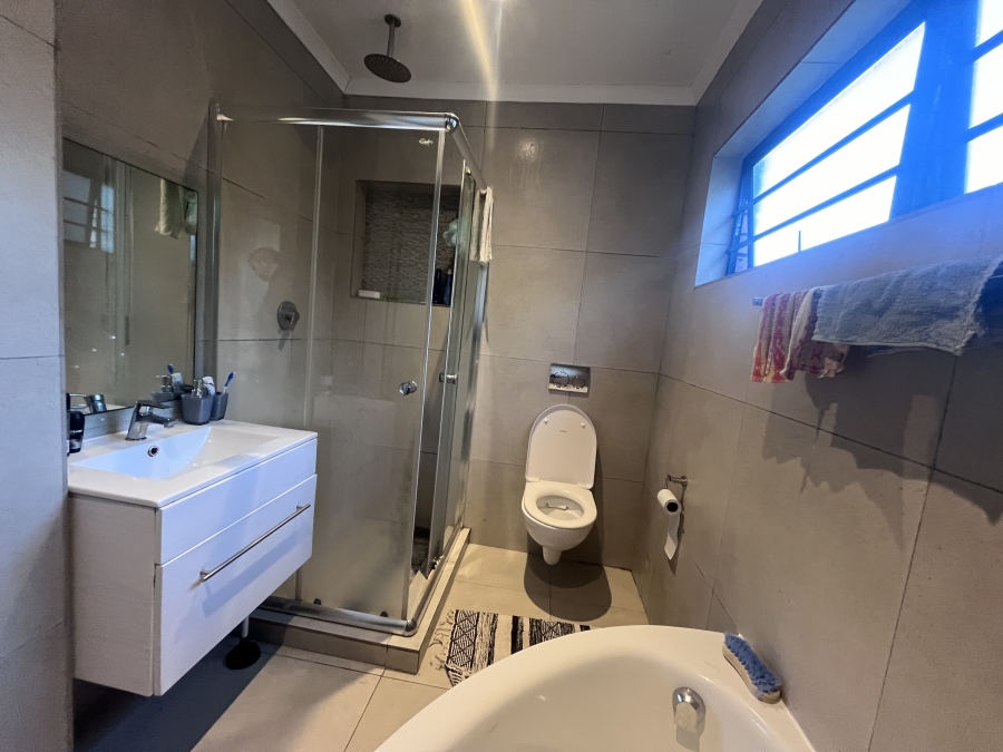 3 Bedroom Property for Sale in Gonubie Eastern Cape